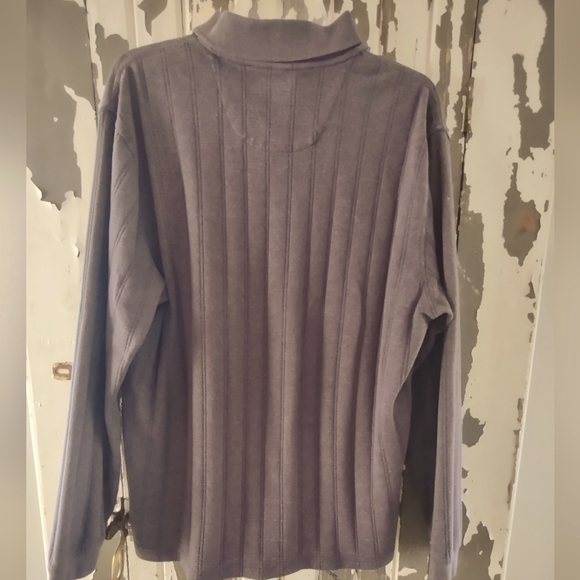 Van Heusen Large Long Sleeved Polo Gray - Picture 4 of 6